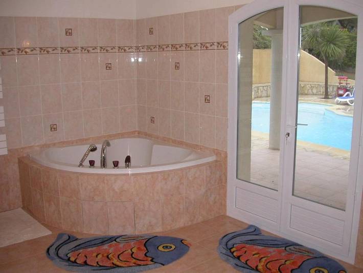 Gîte pour 6 personnes, avec jardin ainsi que piscine et vue à Coggia - 2