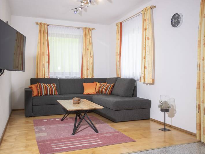 Ferienwohnung für 6 Personen, mit Balkon und Garten sowie Sauna und Ausblick in Österreich - 3