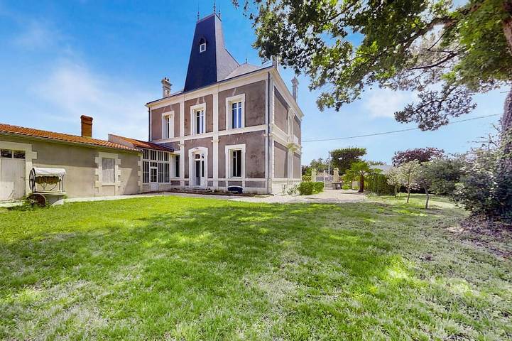 Location de vacances pour 12 personnes à Étaules
