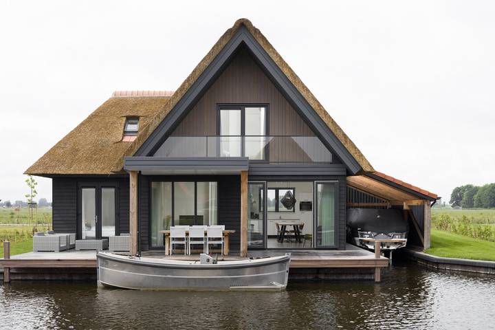 Vacation rental for 6 people, with Yard in The Netherlands
