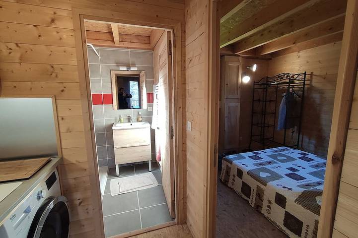 Gîte pour 4 personnes, avec jardin et terrasse à Queige - 3