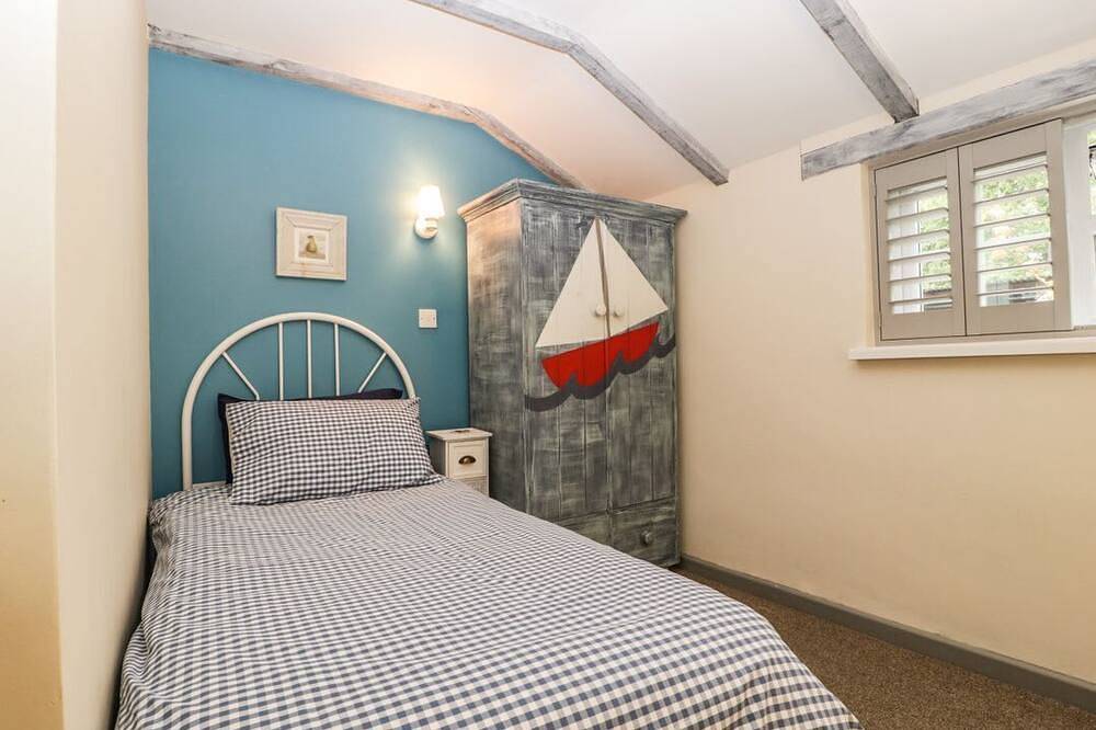 Pear Tree Cottage, Mark in Mark, Somerset