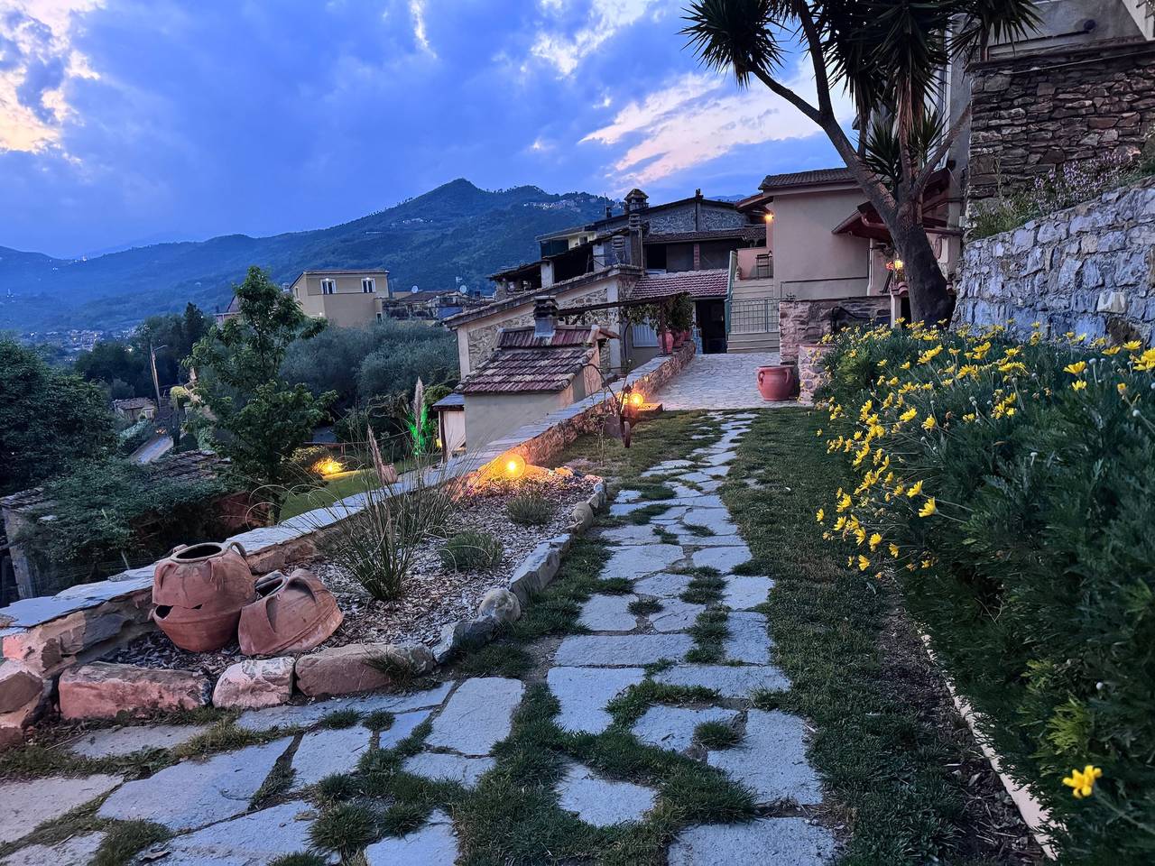 Appartement de vacances 'La Matrice' : authentique maison en pierre dans l’arrière-pays d’Alassio in Garlenda, Riviera di Ponente