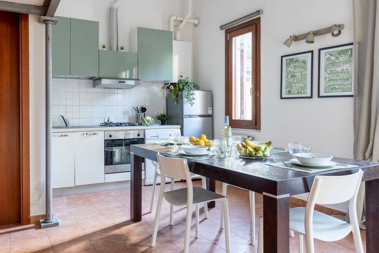 Geheel appartement, Four Shades of Pisa - Green Studio Apartment in Pisa, Italiaanse Rivièra