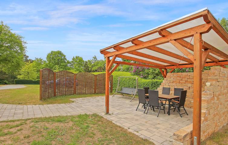 Ferienwohnung für 8 Personen, mit Garten, mit Haustier in Zislow - 4