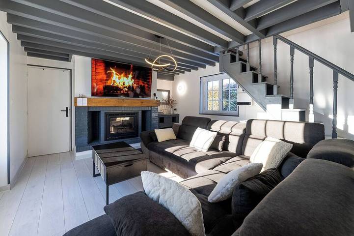 Location de vacances pour 11 personnes, avec jardin à Notre-Dame-du-Hamel