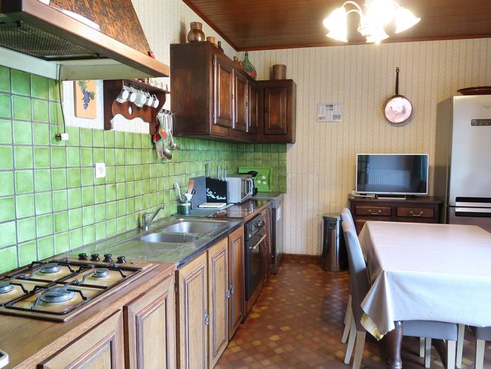 Location de vacances pour 6 personnes, avec jardin et terrasse à Vains - 3