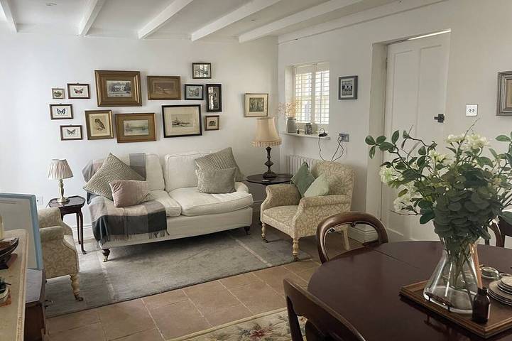 Log cabin for 4 people in Hastings