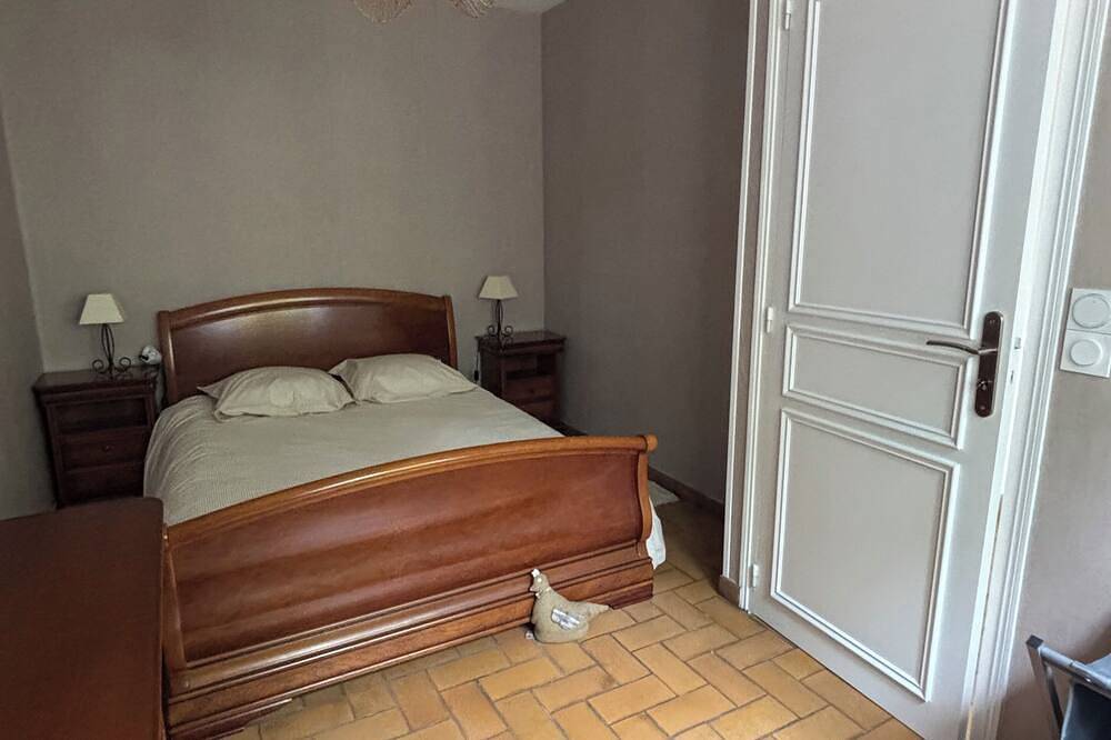 Our family-friendly, cozy guesthouse, \"Annexe,\" sleeps 4 and is a 5-minute walk from the harbor in Port-en-Bessin-Huppain, Región de Bayeux
