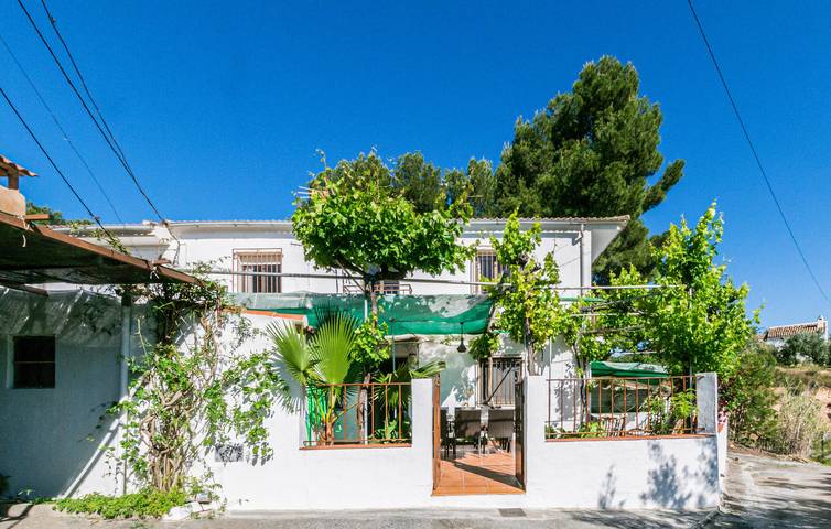 Location de vacances pour 8 personnes, avec terrasse et piscine, animaux acceptés à Alcalá la Real - 2