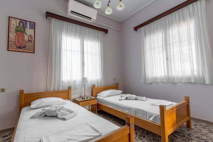 Gîte pour 6 personnes, avec jardin et vue dans Σκάλα Ερεσού - 4