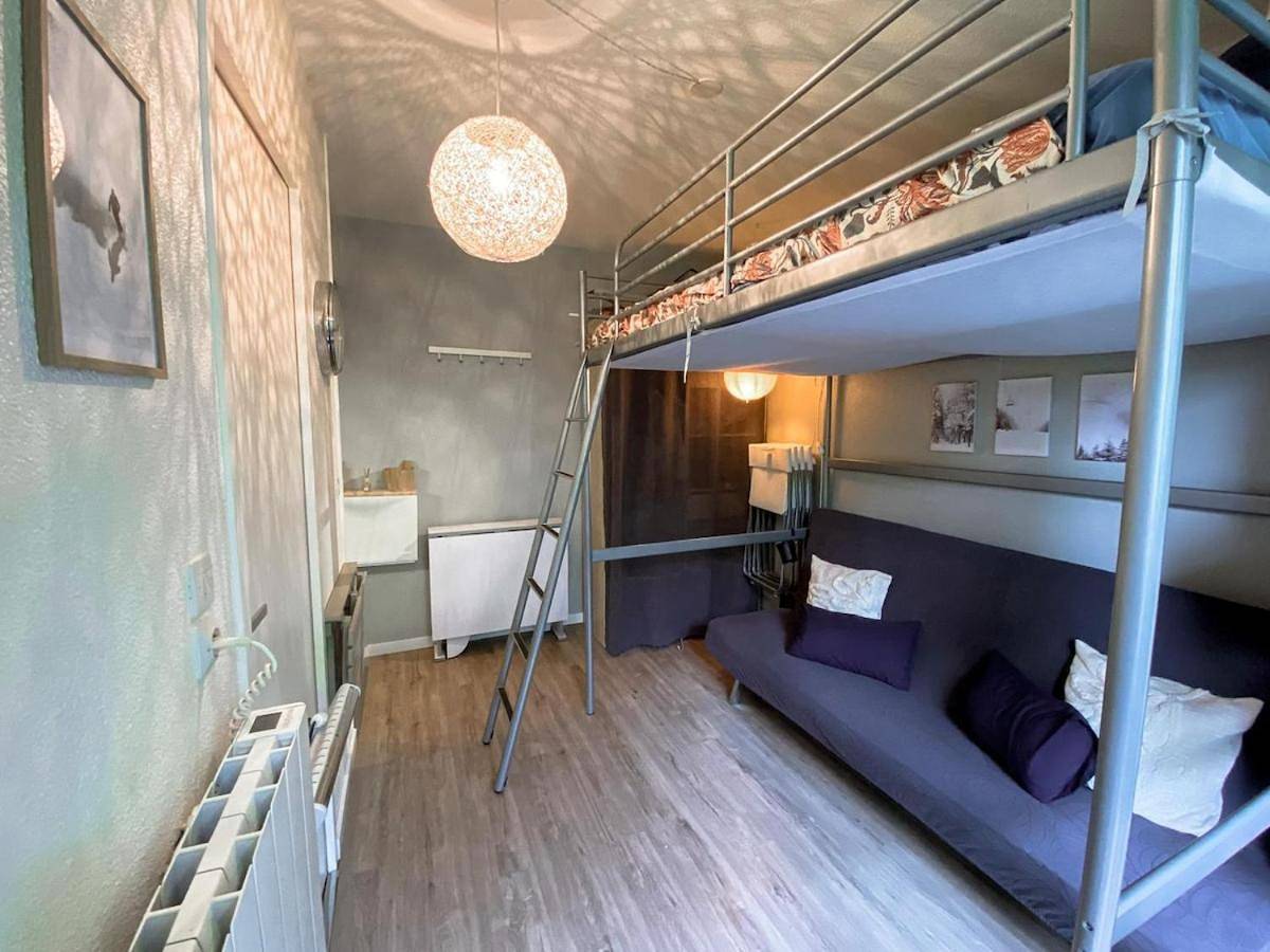 Appartement entier, Studio cosy proche départ station de ski in Porté-Puymorens, Parc naturel régional des Pyrénées catalanes