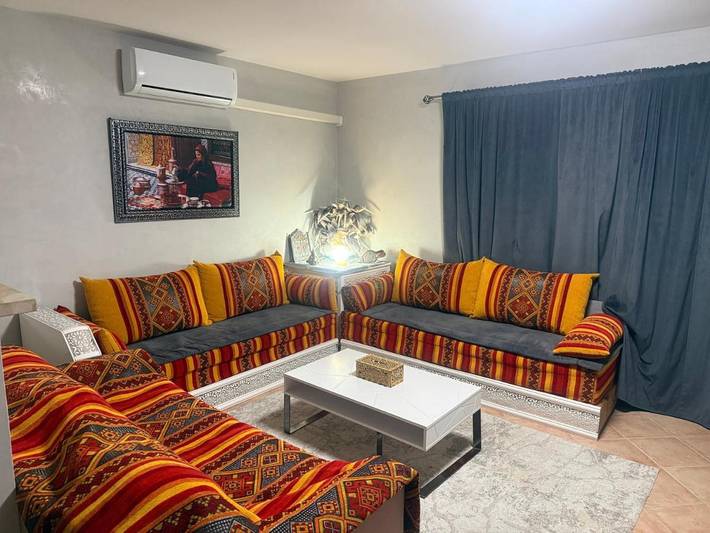Location de vacances pour 5 personnes, avec Terrasse ainsi que Jardin et Vue à Sainte-Maure