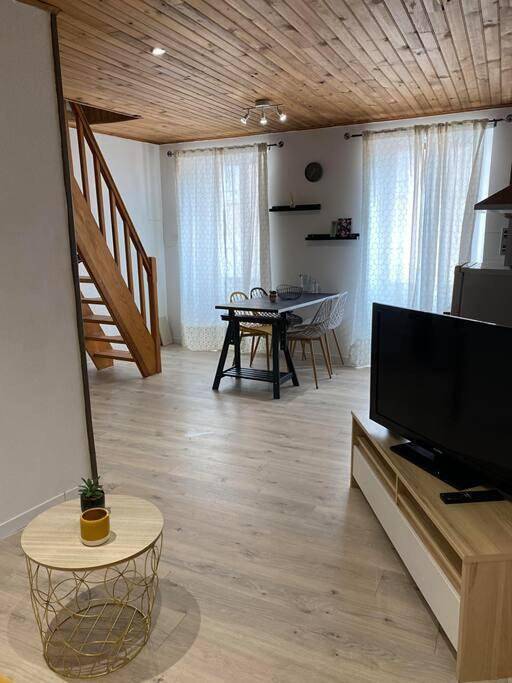 Appartement entier, L'appart de la liberté in Millau, Parc naturel régional des Grands Causses