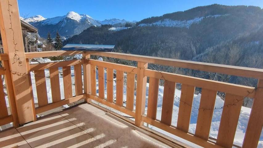 Gîte pour 5 personnes, avec vue ainsi que jardin et balcon à La Côte-d'Arbroz - 4