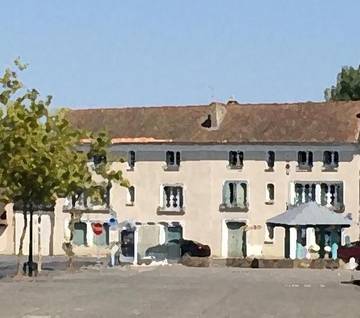 Chambre d’hôte pour 2 personnes, avec jardin et terrasse à Bussière-Poitevine