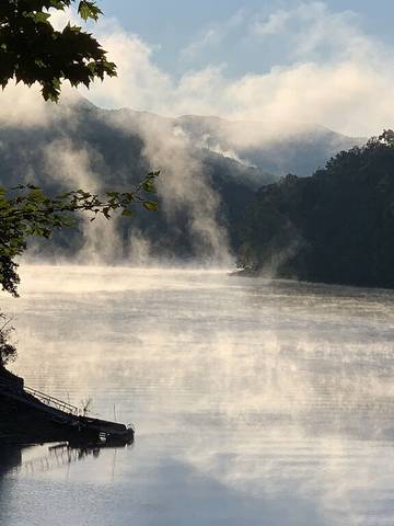 Log Cabin for 10 Guests in Nantahala, Macon County, Picture 3