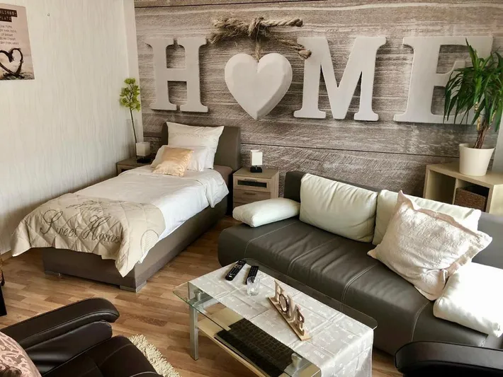 Apartamento de vacaciones para 5 personas, con vistas y jardín - 1