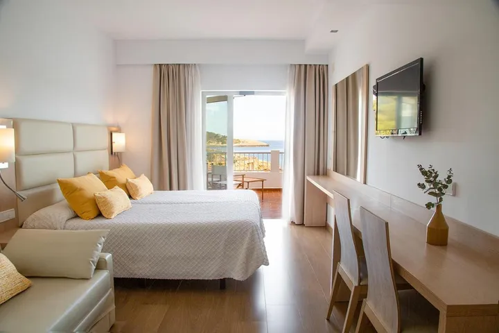 Hotel für 2 Personen, mit Pool und Garten sowie Terrasse - 1