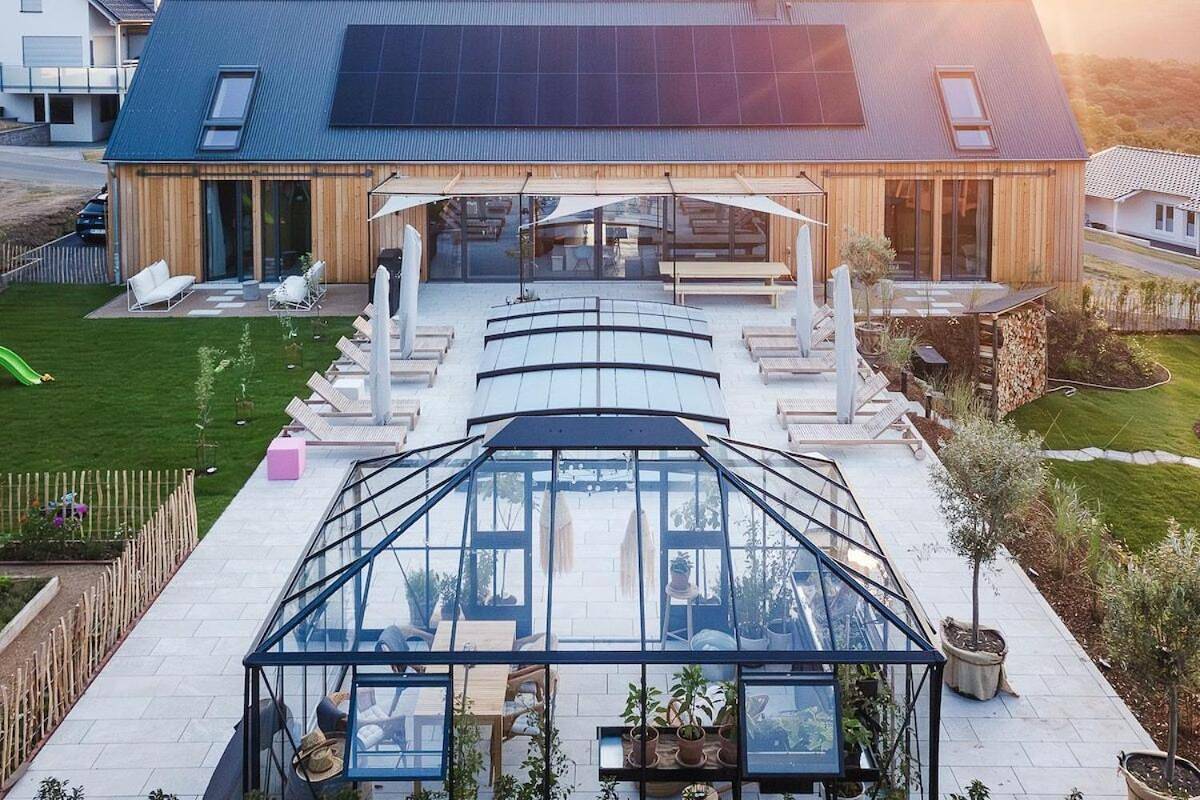 Das Farmhaus - Premium Ferienhaus - Auf den Moselhöhen - Pool, Sauna, Kino, Garten in Lieg, Cochem-Zell