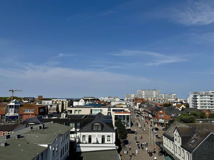 Ganze Wohnung, Modernes 1-Zimmer-App. mit Balkon und Meerblick, Pkw-Stellplatz, WLAN. in Westerland, Sylt (Gemeinde)