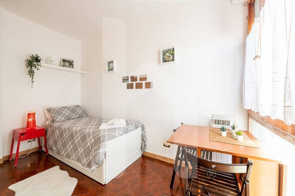 Homiday - Gelsomino Un min[Ospedale][Aeroporto-Free Parking] in Pisa, Riviera Toscana