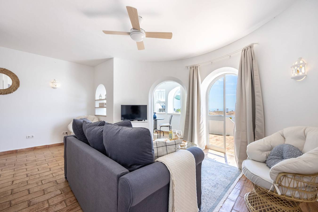 Entire apartment, Borda D'Agua - Waterside apartments in Praia da Luz, Faro District