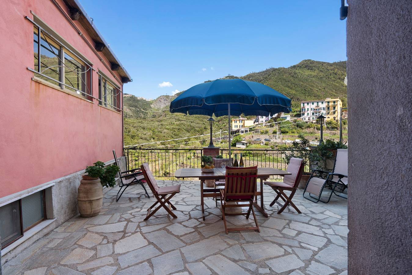 Appartamento intero, Appartamento "Aurora" con terrazza e Wi-Fi in Corniglia, Comune di Vernazza