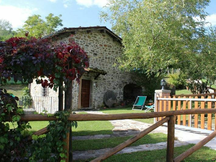 Location de vacances pour 4 personnes, avec jardin à Camporgiano - 3