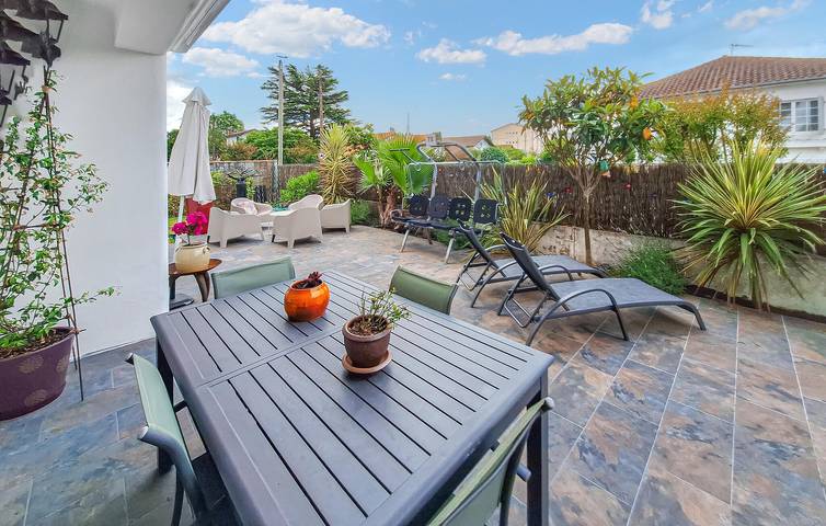 Location de vacances pour 8 personnes, avec jardin et terrasse à Dax - 3