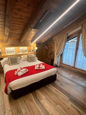 Chambre d’hôte pour 3 personnes, avec vue et balcon à Courmayeur