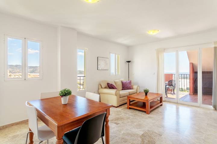 Apartamento entero, Apartamento 'El Mirador' con vistas al mar, Wi-Fi y aire acondicionado in Muchamiel, Costa Blanca