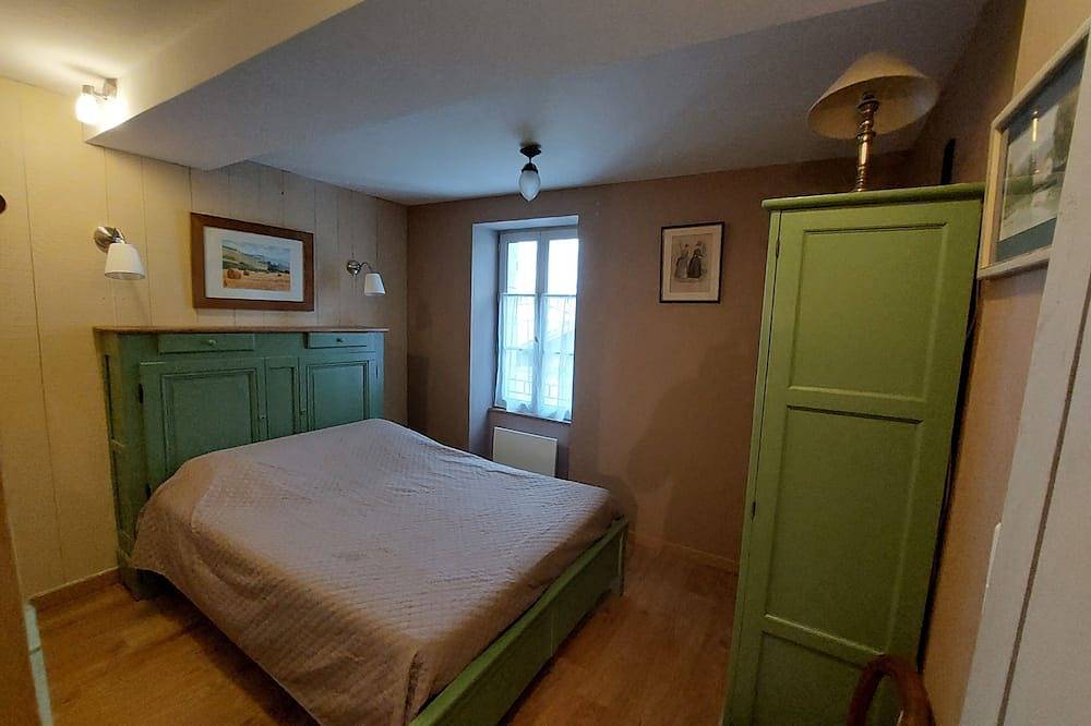 La Petite Sentence, gîte au coeur d'un village médiéval in Noyers, Arrondissement d'Avallon