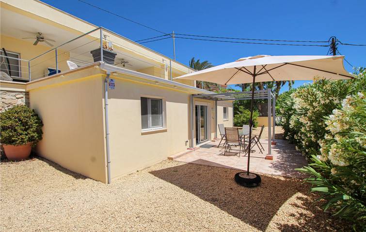 Ferienhaus für 14 Personen, mit Terrasse und Garten sowie Pool in Torrevieja - 2