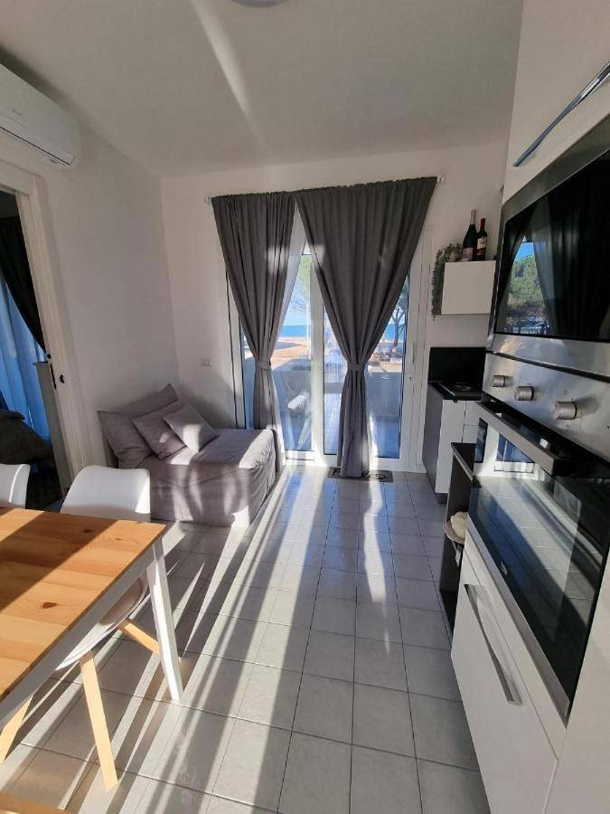 Ganze Wohnung, Villa Rosa in Torre di Bari, Bari Sardo