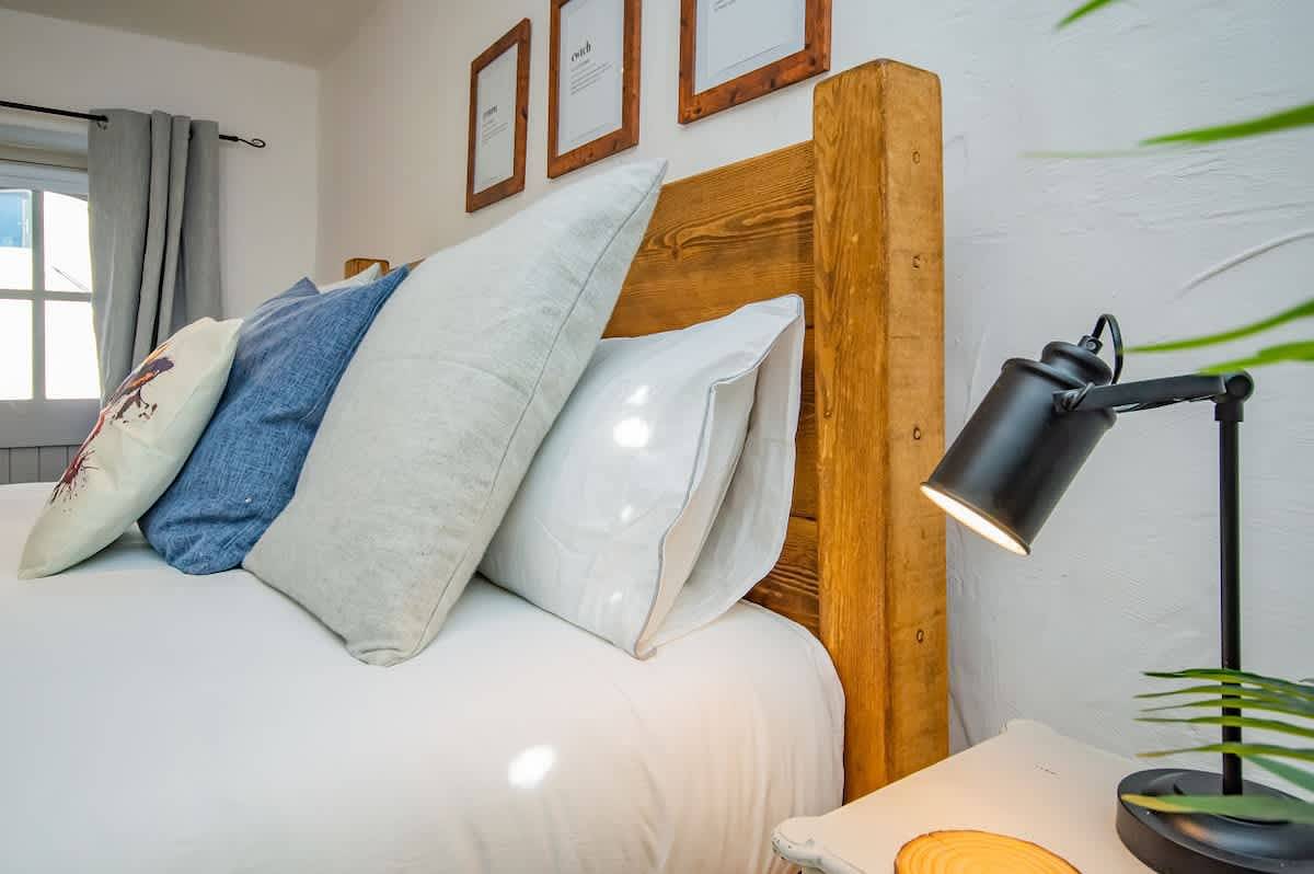 Cosy Farm Conversion In The Heart Of Pembrokeshire in Pembrokeshire