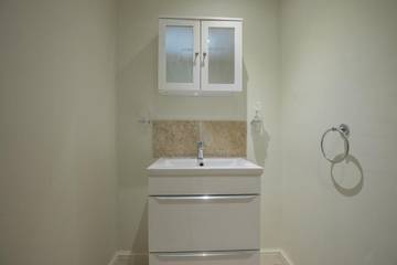 Holiday Rental for 4 People in Kingston upon Thames, Chessington World of Adventures, Photo 4