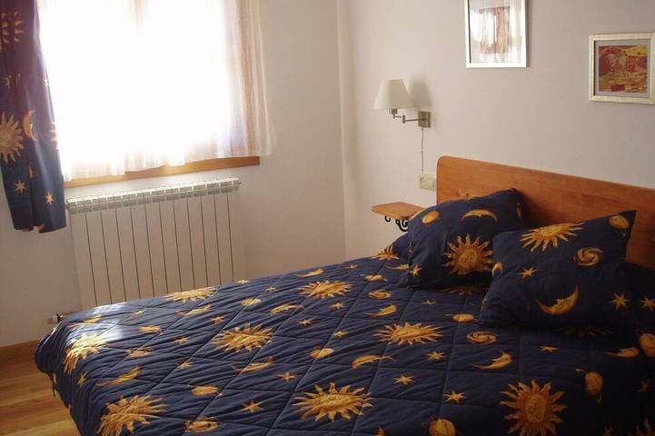 Apartamento entero, Apartamento de alquiler de 5 plazas en el centro de Benasque in Cerler, Benasque
