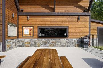 Log Cabin for 2 Guests in Broken Bow Lake, McCurtain County, Picture 3