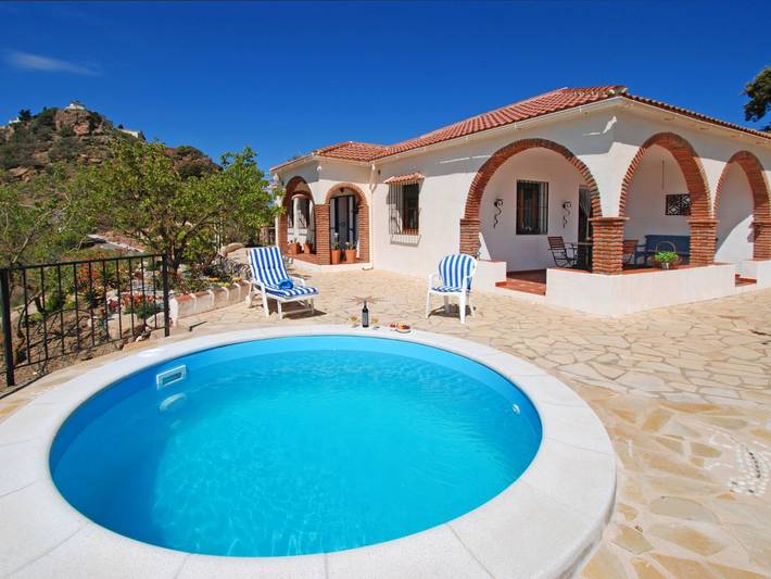 Ferienhaus für 7 Personen, mit Garten und Terrasse sowie Pool in Comares
