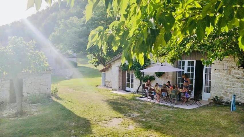 Maison de vacances pour 7 personnes, avec piscine ainsi que jardin et jacuzzi, animaux acceptés