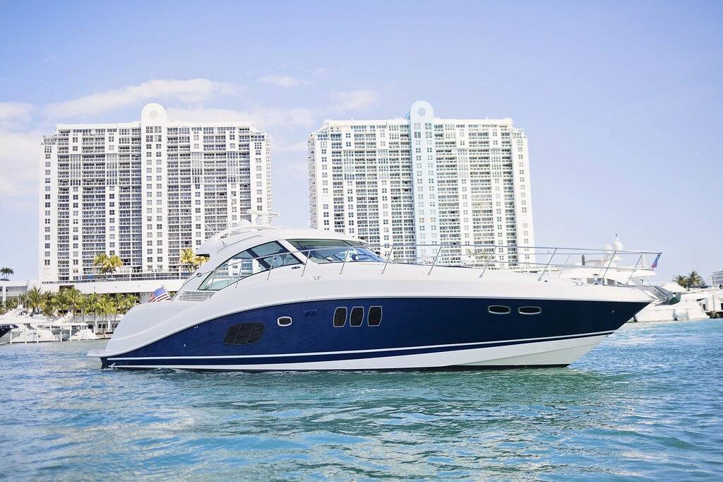 60ft Sea Ray Private Yacht zu chartern in Miami, Florida