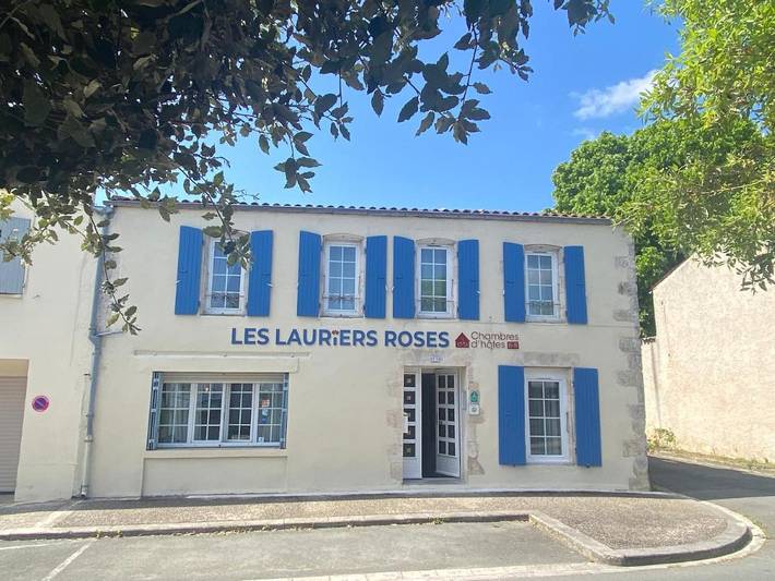 Maison d’hôte pour 15 personnes, avec Terrasse et Jardin à Marennes