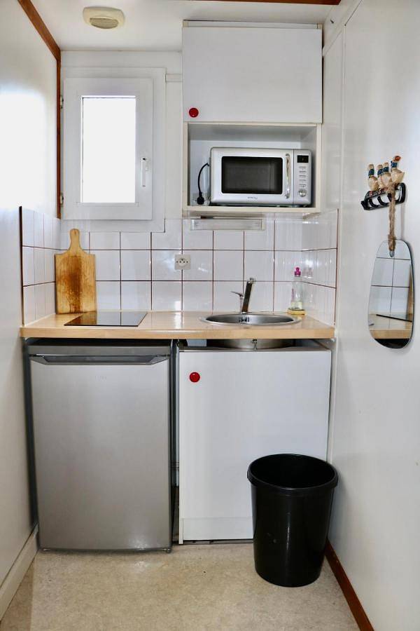 Gîte pour 4 personnes, avec jardin ainsi que piscine et terrasse à Rivières - 2