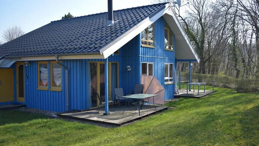 Ferienhaus für 5 Personen, mit Terrasse und Garten sowie Sauna im Weserbergland - 3