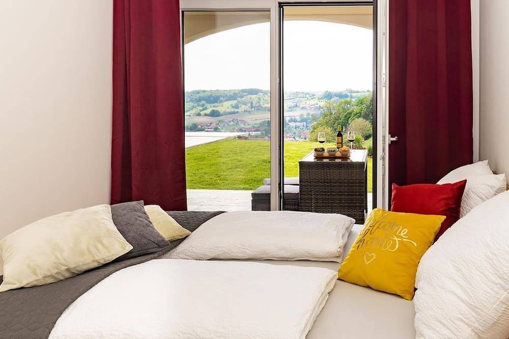 Ganze Wohnung, Urlaubsoase Hügelperle - Appartement/Fewo in Südoststeiermark, Bad Gleichenberg