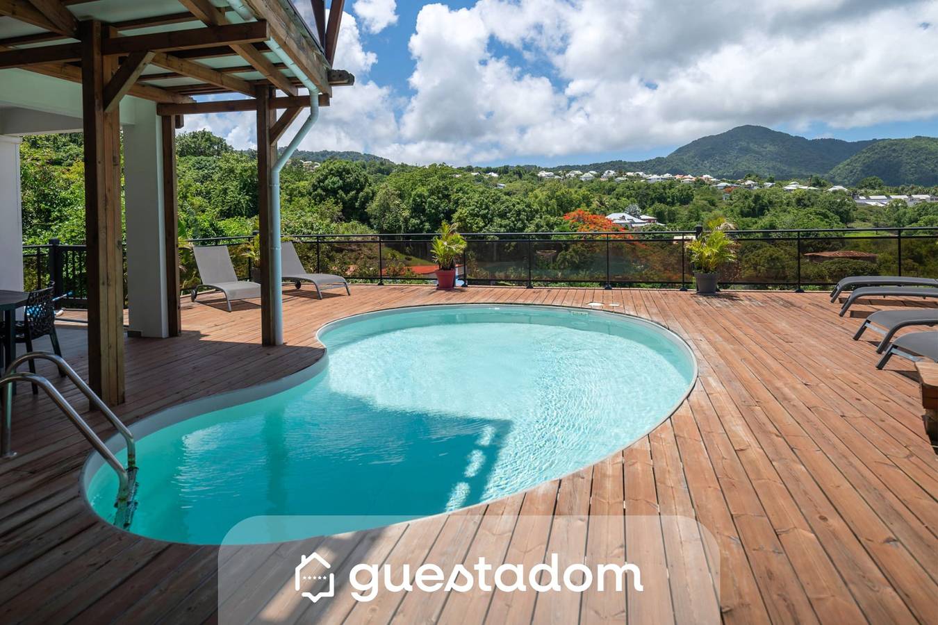 Appartement entier, Saint-Phy - Piscine - Vue mer in Saint-Claude (Guadeloupe), Guadeloupe