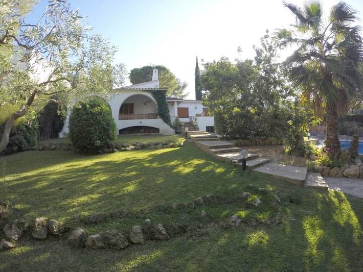 Casa rural para 10 personas, con Balcón y Terraza además de Jardín y Piscina en Roda de Bará - 4