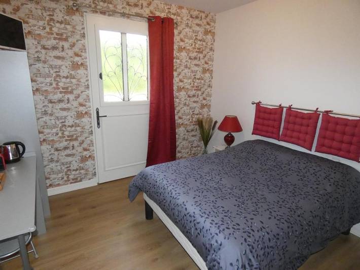 Chambre d’hôte pour 2 personnes, avec jardin et vue dans Trenal