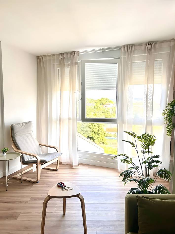 Apartamento entero, Apartamento 'Pereiriña' con vistas al mar y Wi-Fi in Cangas, Rias Baixas